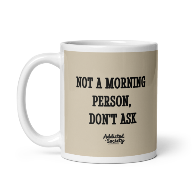"Not a Morning Person" Grumpy Dog Mug - Afbeelding 2