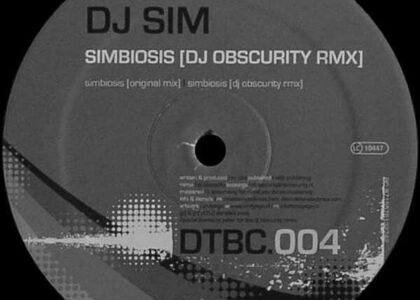 Derailed-Traxx.Black_-_DTBC.004_-_DJ-Sim_-_Simbiosis